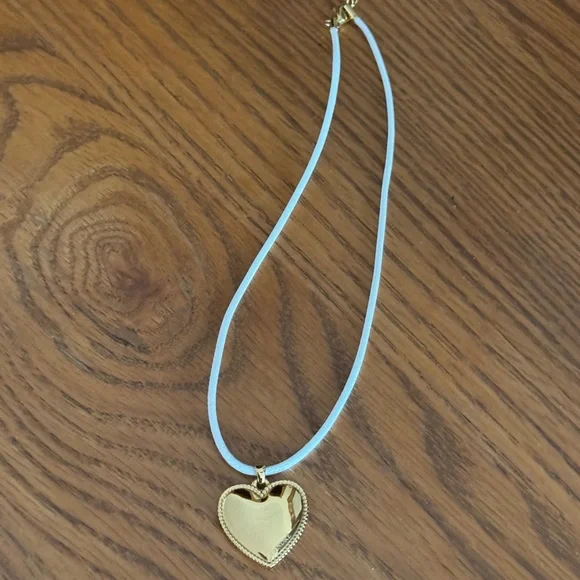 Cendre Co Australian Jewelry Belle Heart Pendant White Necklace - Picture 8 of 11